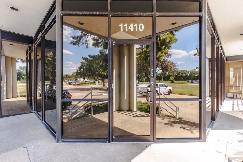 ReadySpaces Farmers Branch