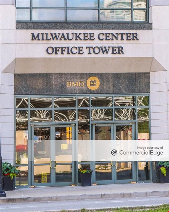 Milwaukee Center - 111 East Kilbourn Avenue