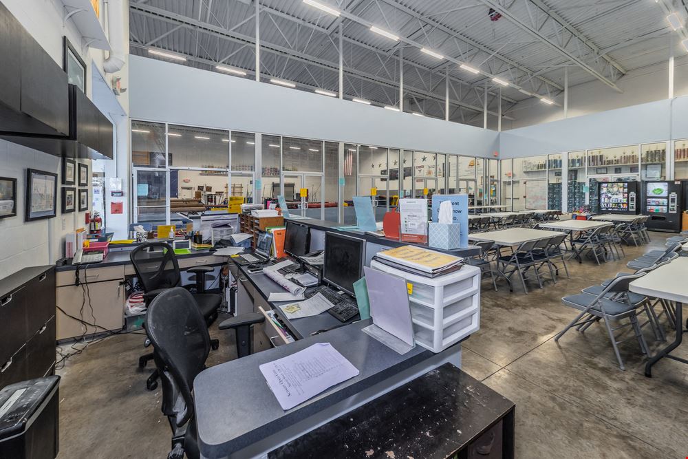 MULTI-USE SPACE AVAILABLE FOR LEASE