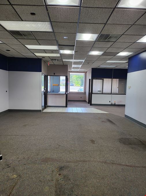 6348 Transit Rd - 1,000+/- up to 1,500+/- SF Office/Retail