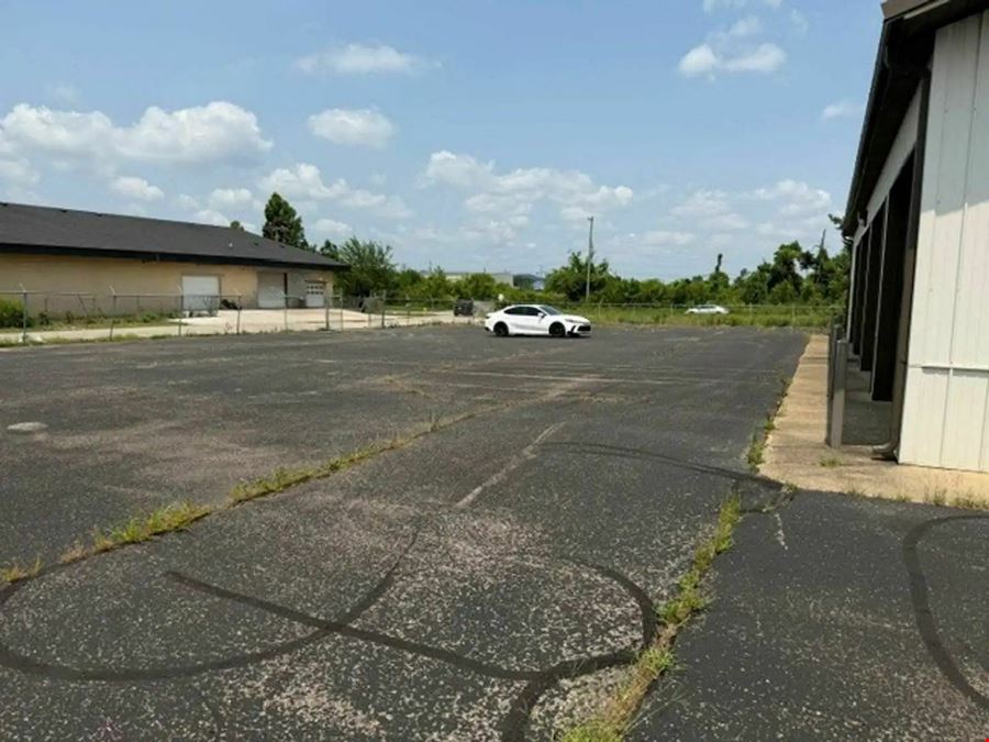 Warehouse Shop for Sale - National Turnpike