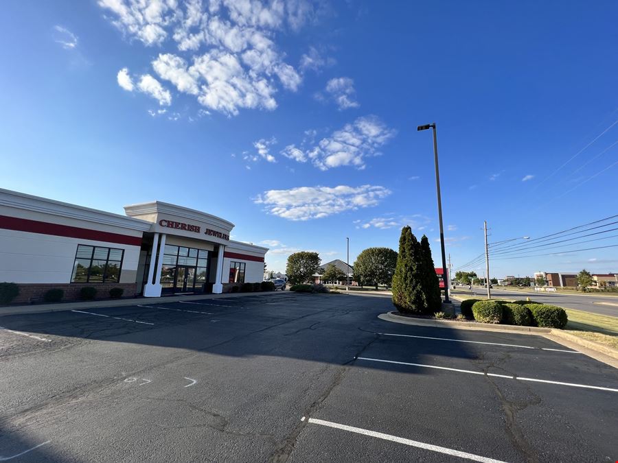 944 N Burkhardt Rd