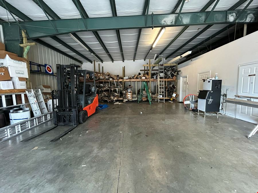 17221 Alico Center Rd