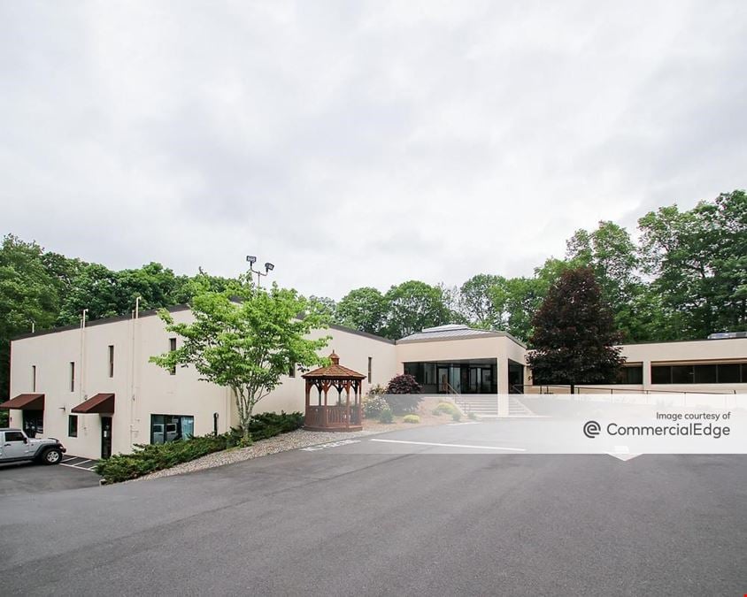 984 Southford Road