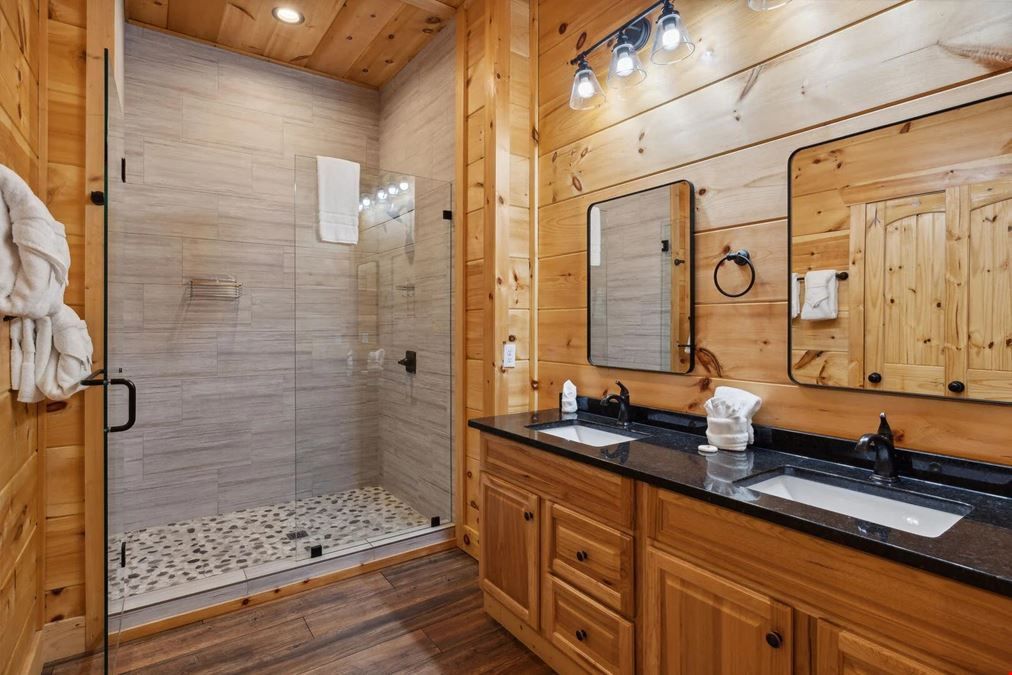 18 Unit Cabin Portfolio