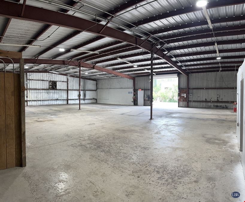 Melbourne Warehouse With 1-Acre Outdoor Storage