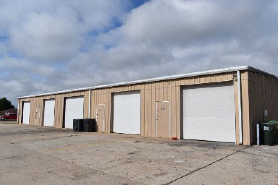 841 Industrial Dr