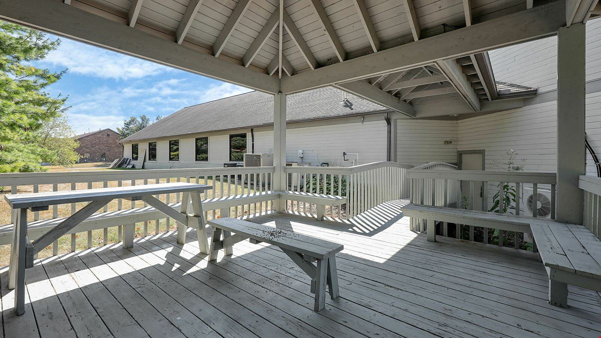 400 Venture Drive