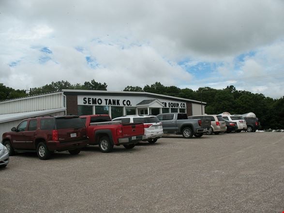 Preview of Industrial space for Sale at 456 Semo Ln