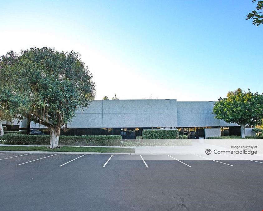 Carlsbad Commerce Center