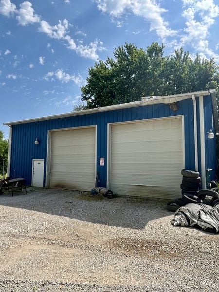 Preview of Industrial space for Sale at 15245 Emerald Isle Dr
