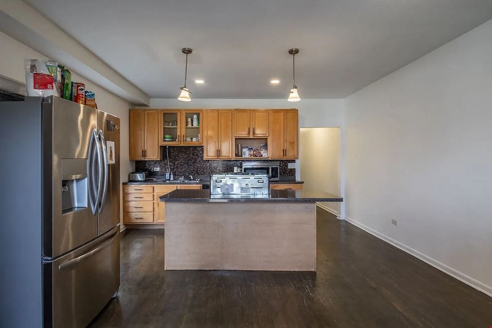 108 N Hamlin