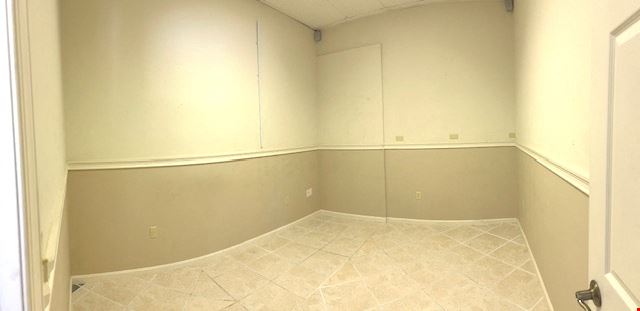 Northwestern Pike Office Space