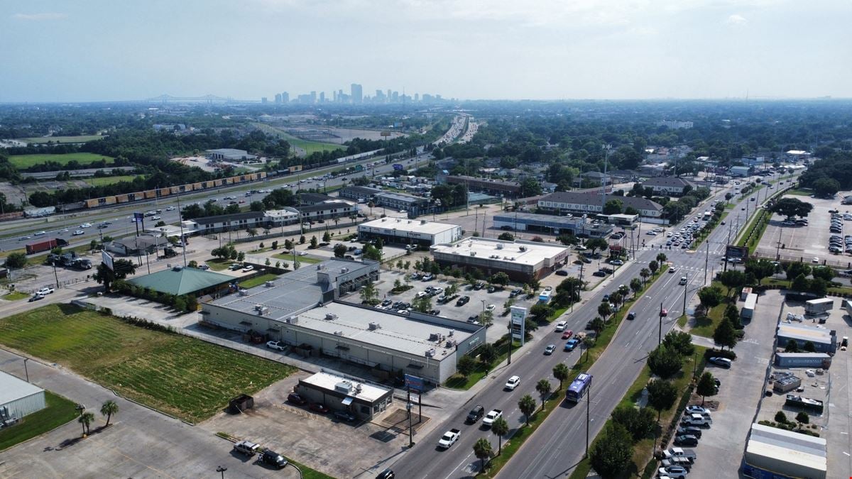 Gentilly Retail Center