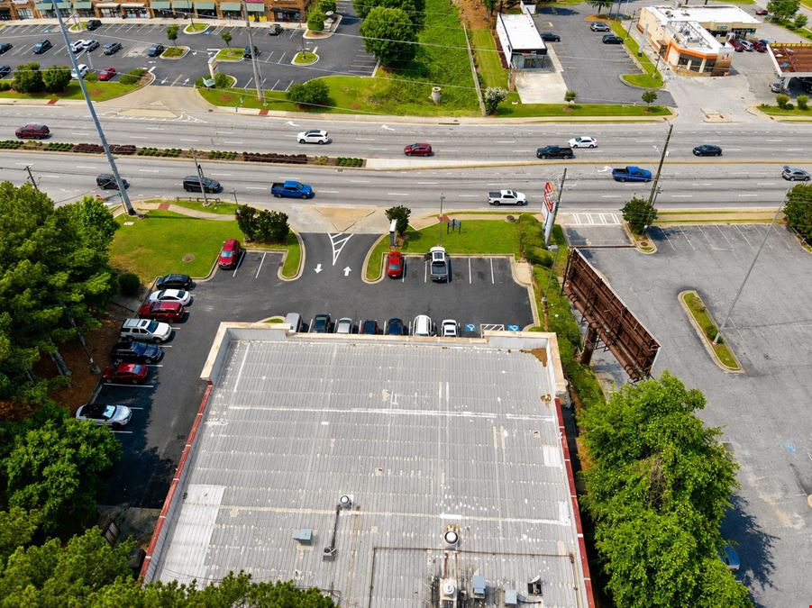Norcross Square Plaza