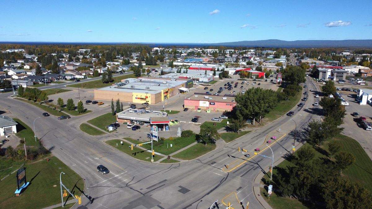 Slave Lake 7-Eleven