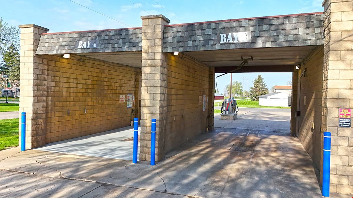 4-Bay Self Serve Car Wash with automated tunnel