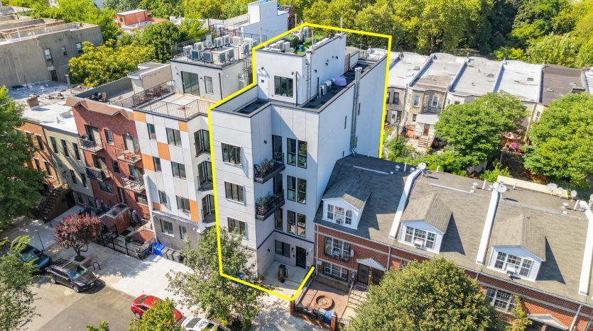 305 Sumpter St