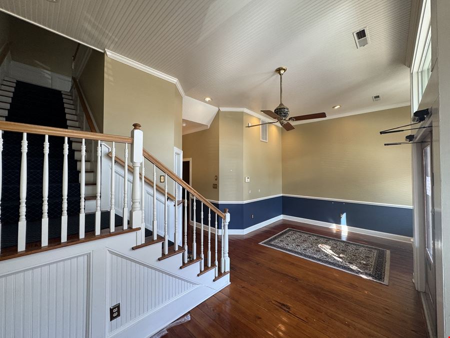 Downtown New Bern Office For Lease
