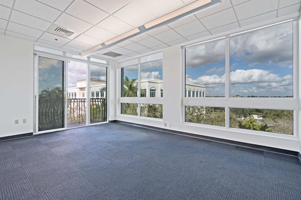 3501 SW 160th Avenue (R065)