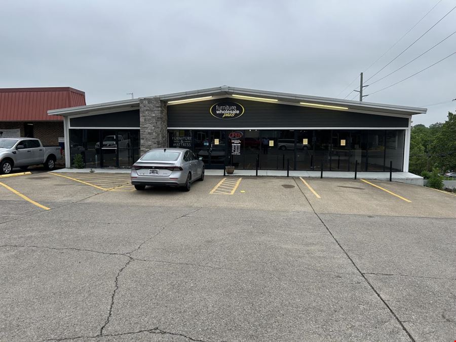 3870 Dickerson Pike