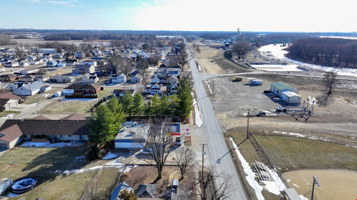 Retail in Fulton