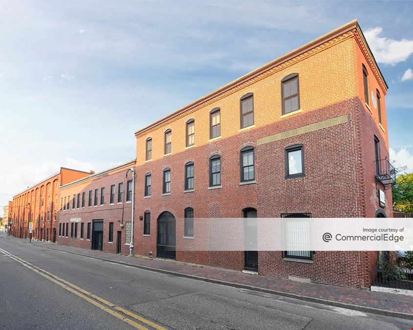 30 Danforth Street