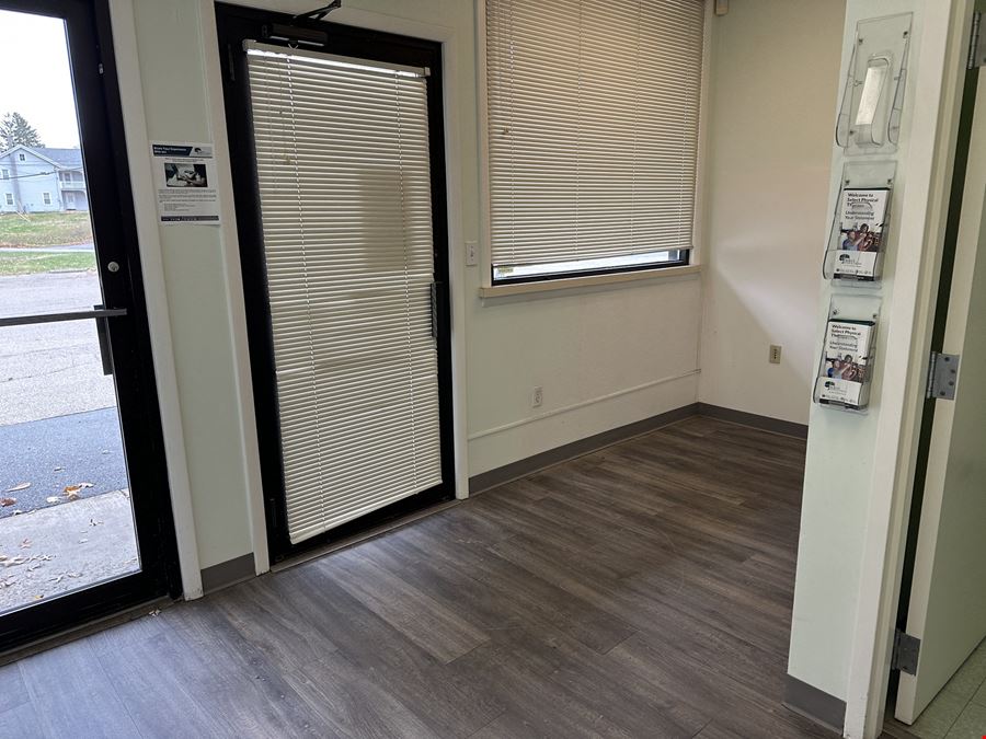 125 E Main St