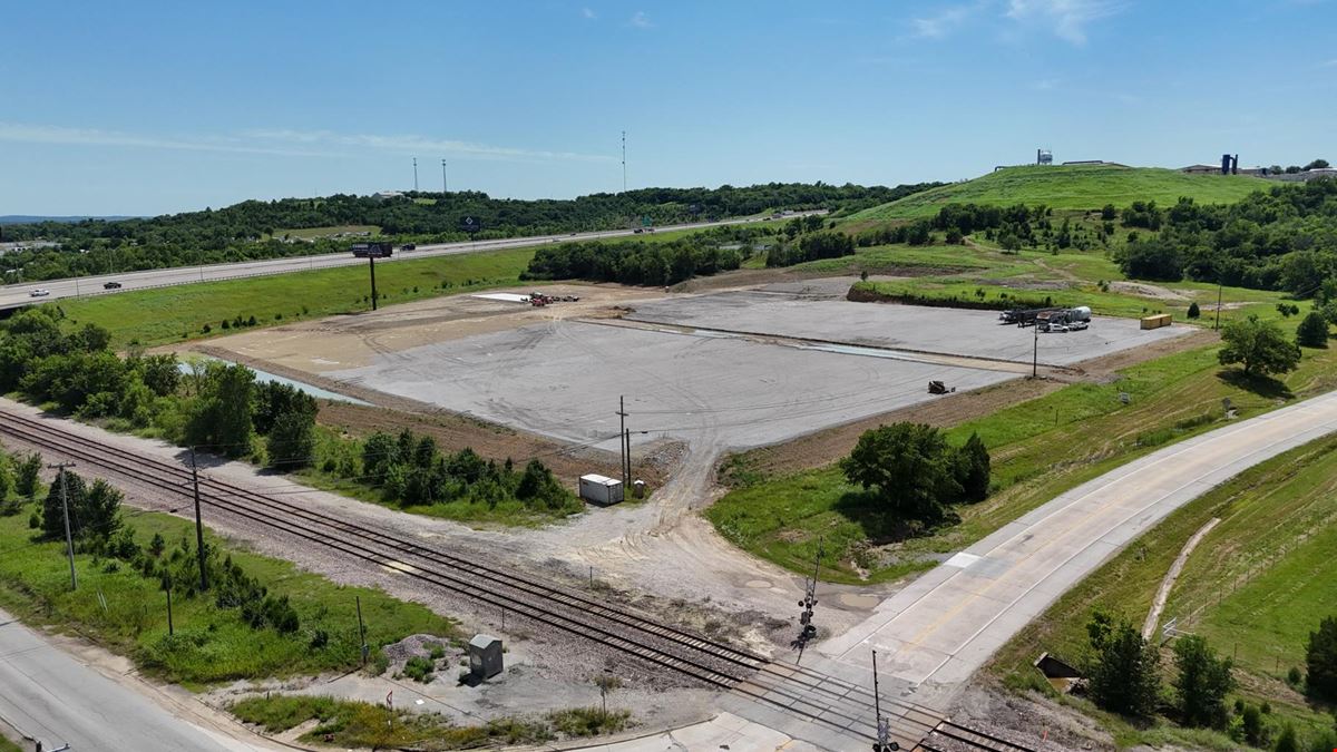 South Frankoma Road - Land/Industrial