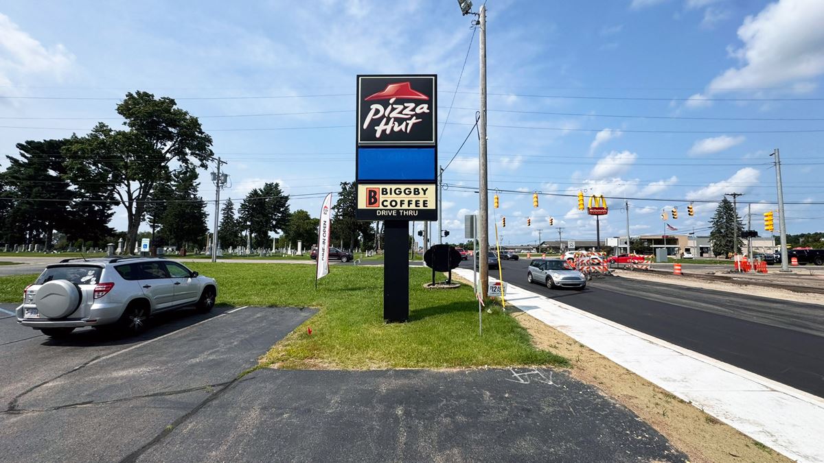 RETAIL/OFFICE SPACE FOR LEASE - SCHOOLCRAFT, MI