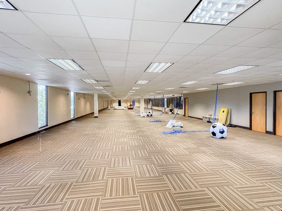 Flexible Office Spaces for Lease in Mid-City