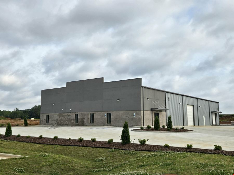250 Royal Drive - Building 4