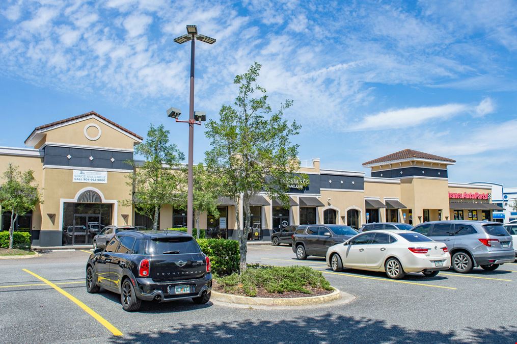 Shoppes of Argyle Forest
