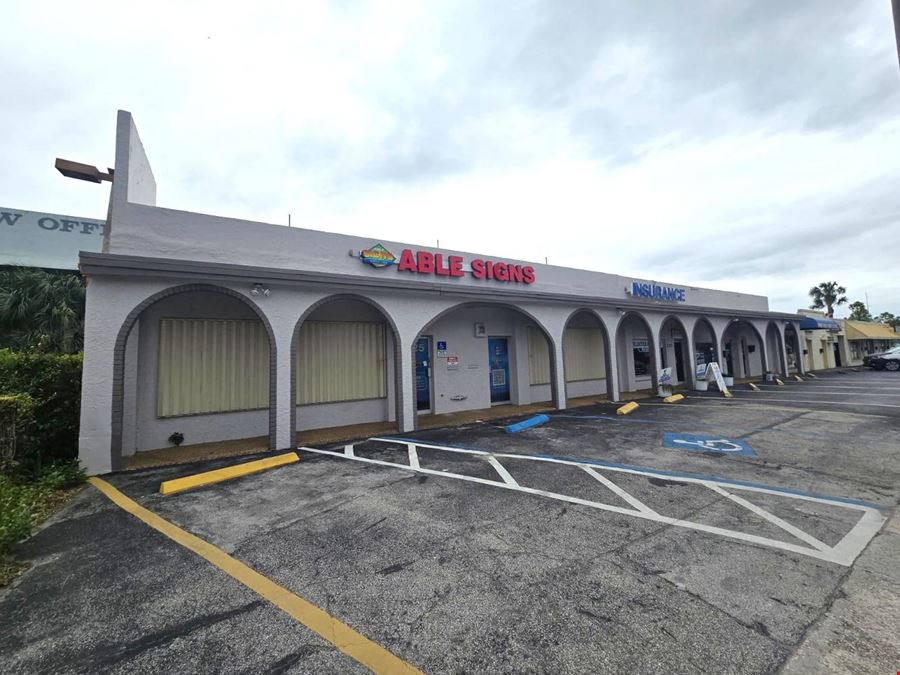 PRIME LOCATION Storefront Office/Retail
