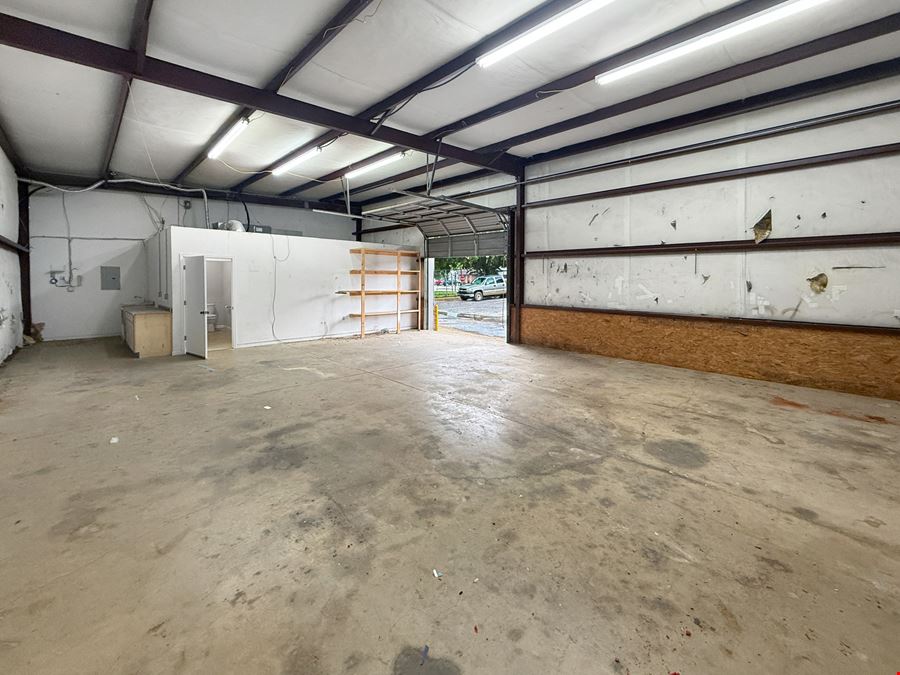 Metro Warehouse, Suite G