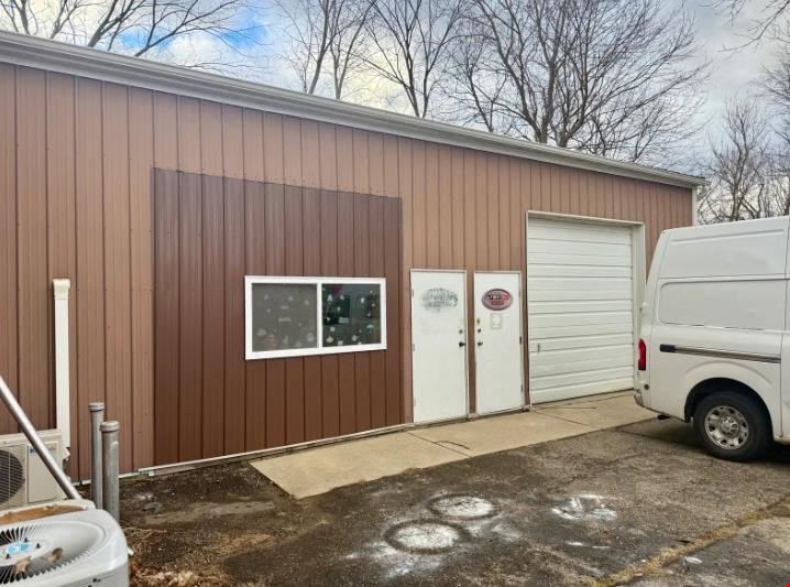 207 E. Kipp Rd