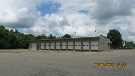 Preview of Industrial space for Rent at 833 Roy Hodges Blvd