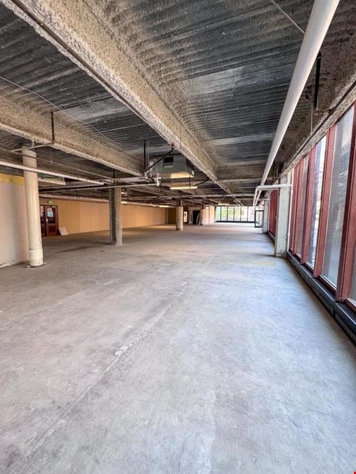 206 S Broadway - Multiple Spaces For Lease