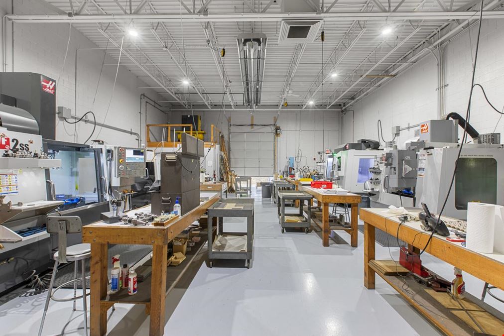 Industrial flex Unit for Lease in Newburyport Seacoast Business Park
