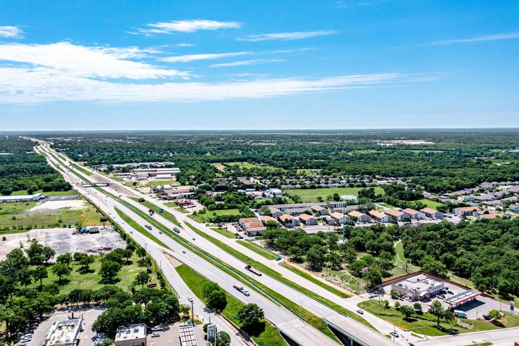 Ground Lease on Highway 175