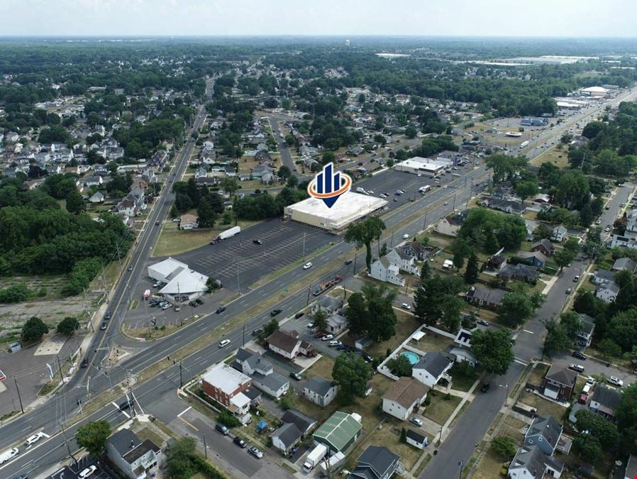 Prime Retail / Former Grocery Store