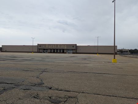 Preview of commercial space at 1700 Grove Street