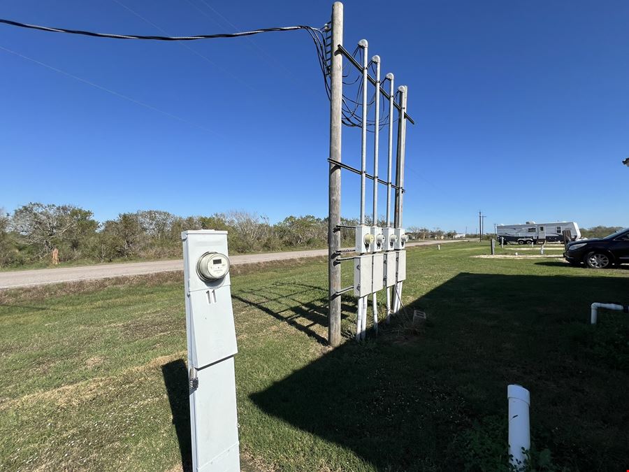 Bastrop Bayou RV Park, 2400 CR 595, Angleton, TX, 77515