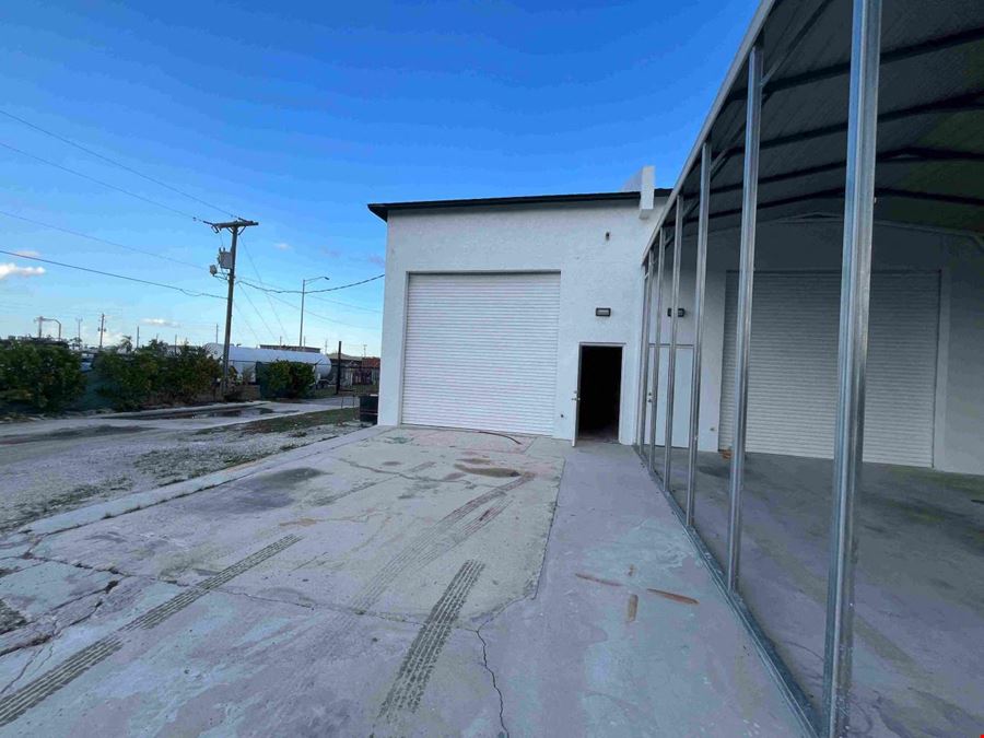 2700 Evans Ave