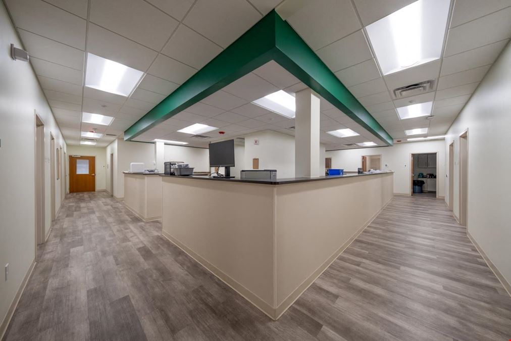 240 Crafton Ingram Shopping Center Sublease