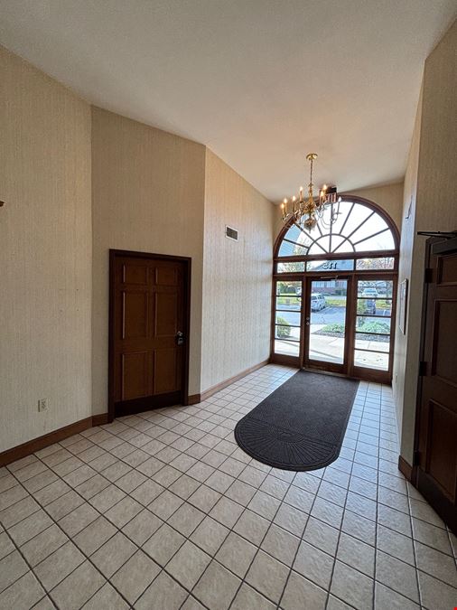 115 S Tippecanoe