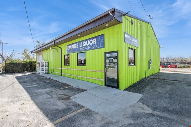 Preview of Retail space for Rent at 830 Robins Road 