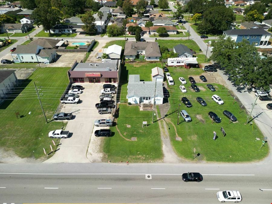 Commercially Zoned House with Paris Rd Frontage