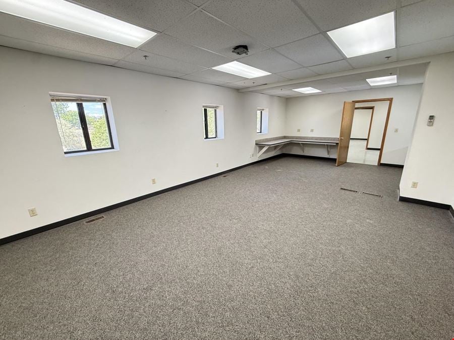 418 8th St SE Loveland B10-B11