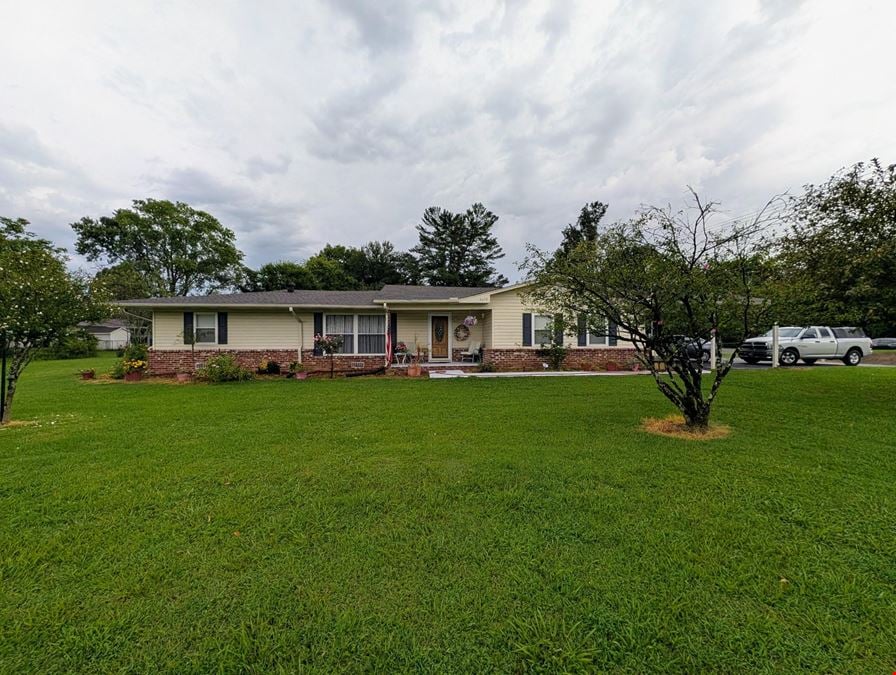 4670 Georgetown Rd NW
